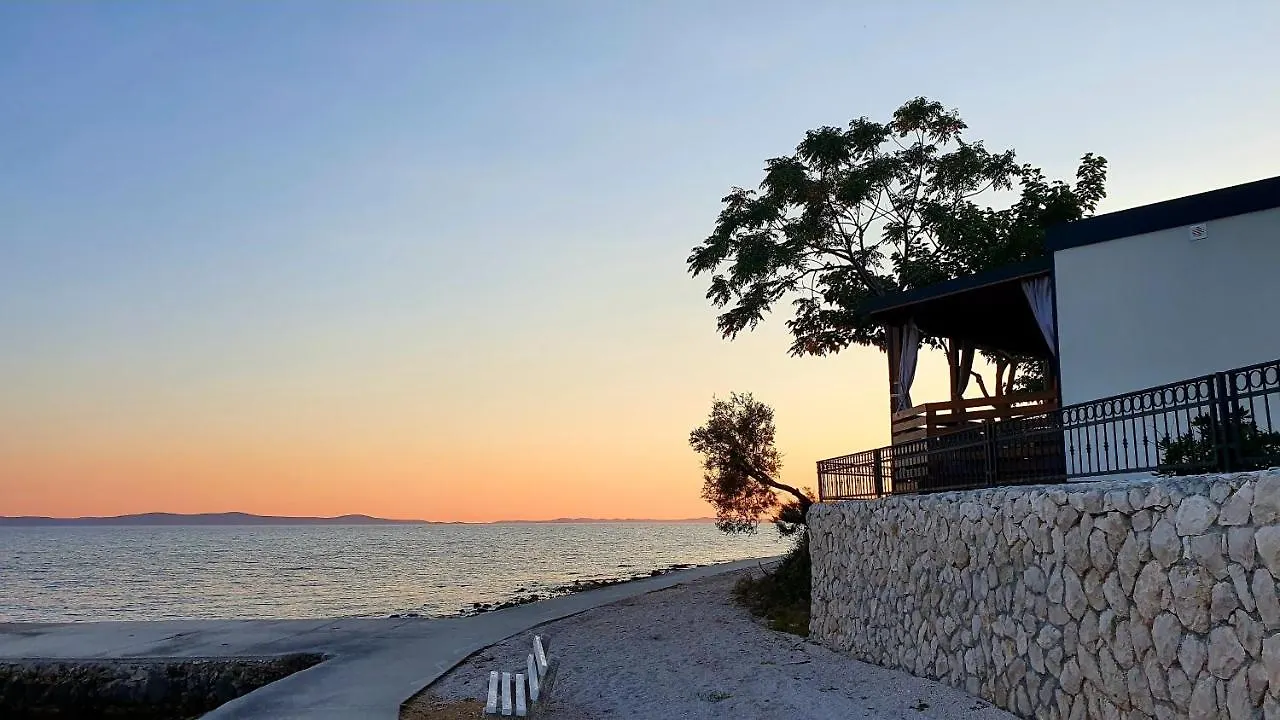 Stress Free By The Sea Villa Privlaka  Croatia
